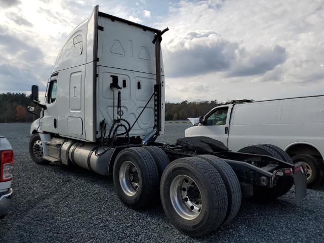 2022 Freightliner Cascadia 126