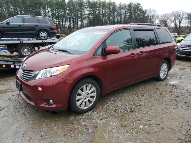 2011 Toyota Sienna XLE