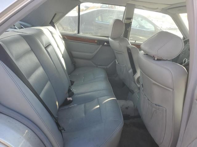 1994 Mercedes-Benz E 320