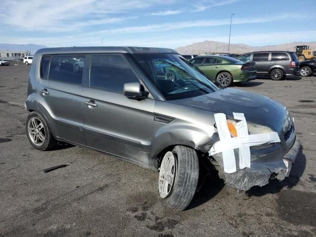 2011 KIA Soul +