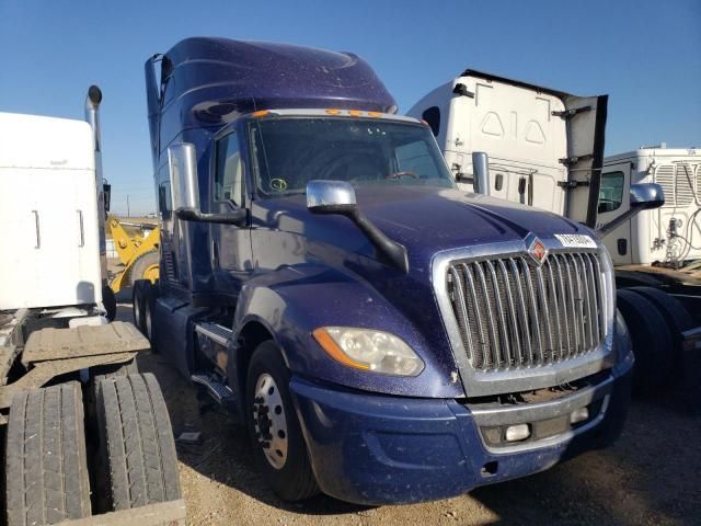 2018 International LT625