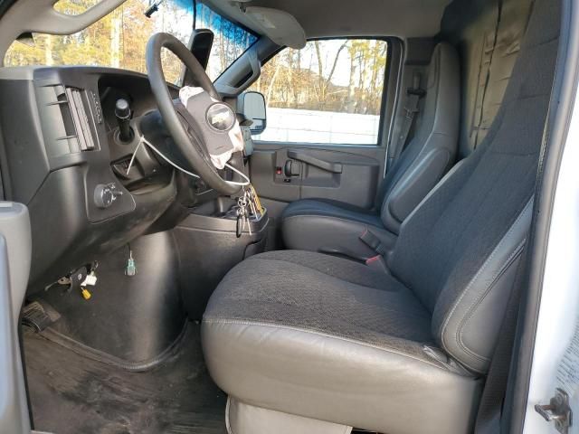 2020 Chevrolet Express G2500