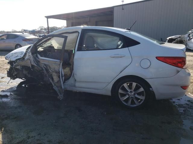 2013 Hyundai Accent GLS