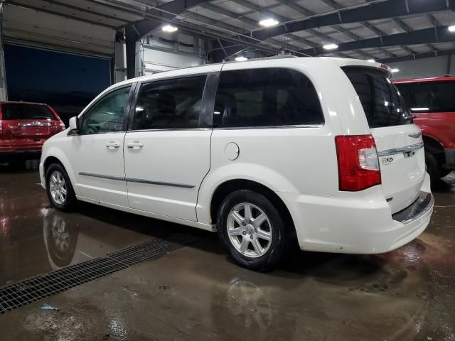 2013 Chrysler Town & Country Touring