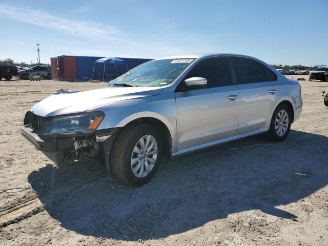 2013 Volkswagen Passat S