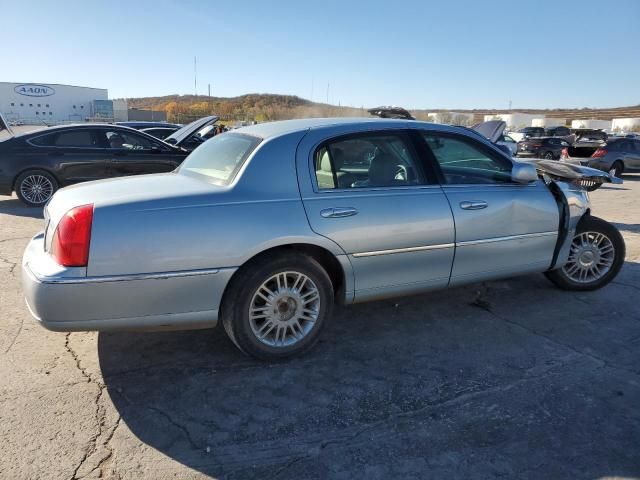 2009 Lincoln Town Car Signature Limited