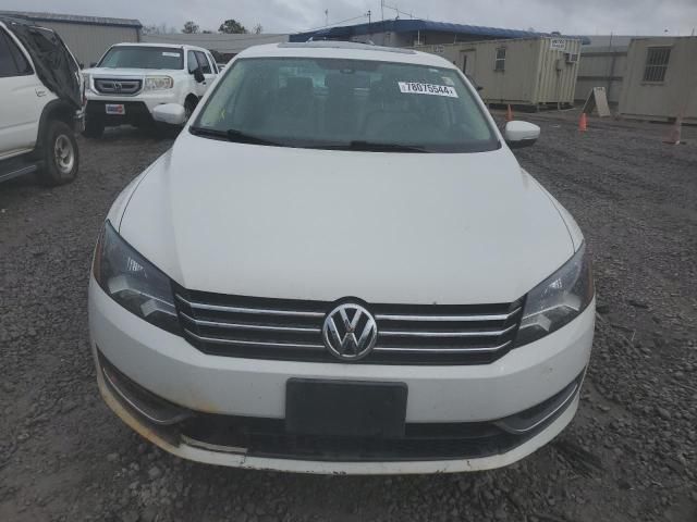 2014 Volkswagen Passat SE