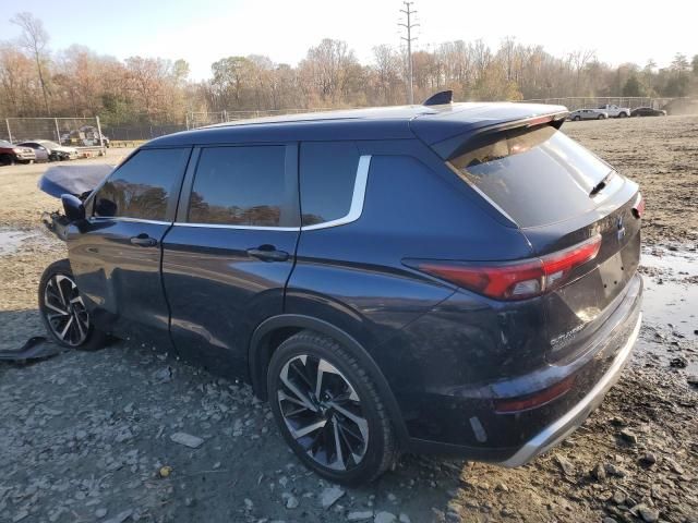 2022 Mitsubishi Outlander SE