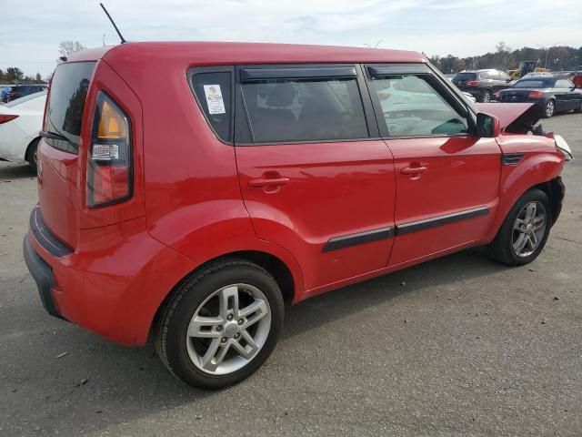 2011 KIA Soul +