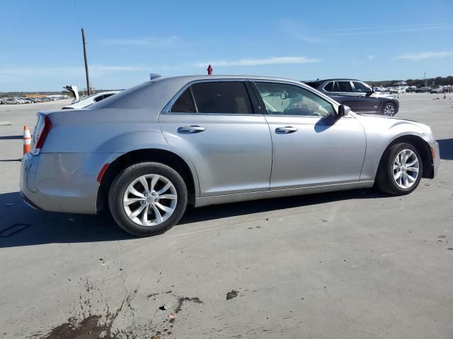 2016 Chrysler 300 Limited