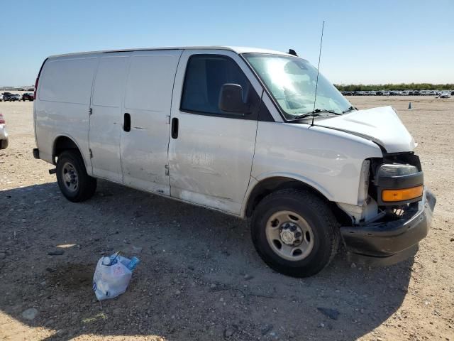 2022 Chevrolet Express G2500