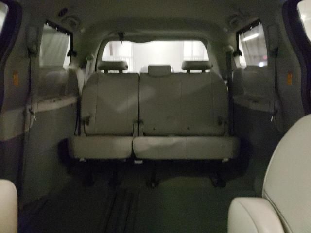 2014 Toyota Sienna XLE