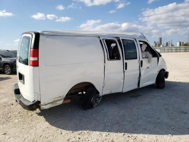 2015 Chevrolet Express G2500