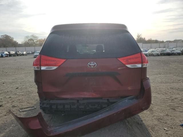 2012 Toyota Sienna