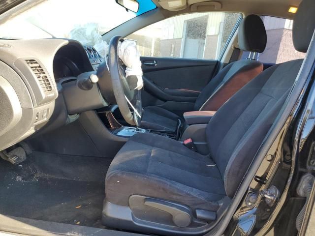 2010 Nissan Altima Base