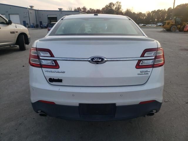 2015 Ford Taurus SEL