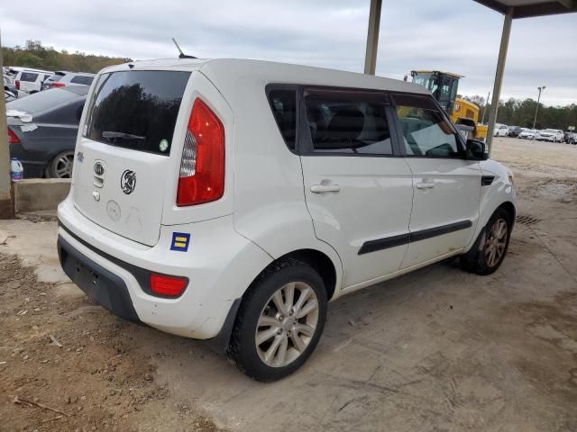 2013 KIA Soul +