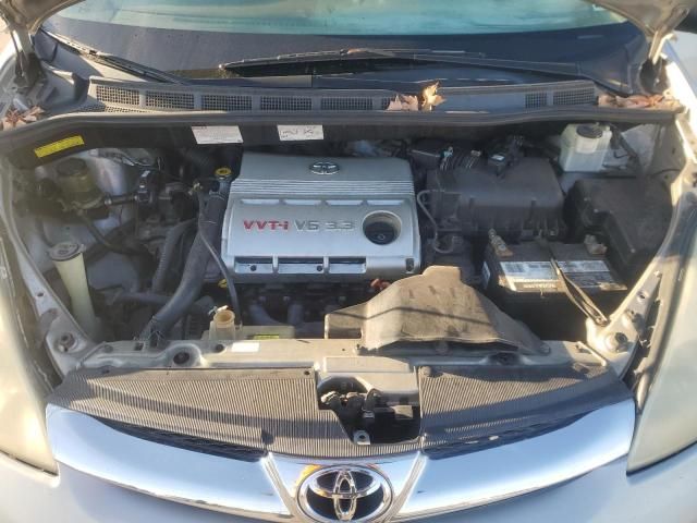 2006 Toyota Sienna XLE