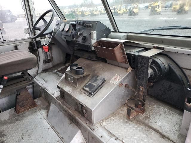 2009 Freightliner Chassis M Line WALK-IN Van