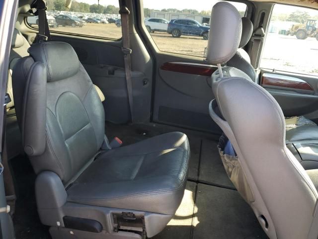 2005 Chrysler Town & Country Limited