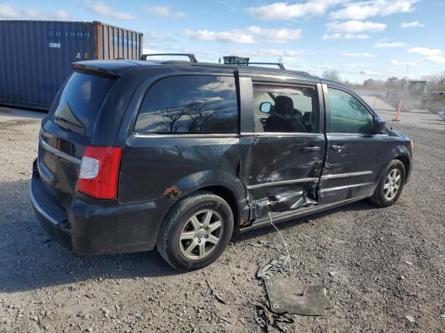 2012 Chrysler Town & Country Touring