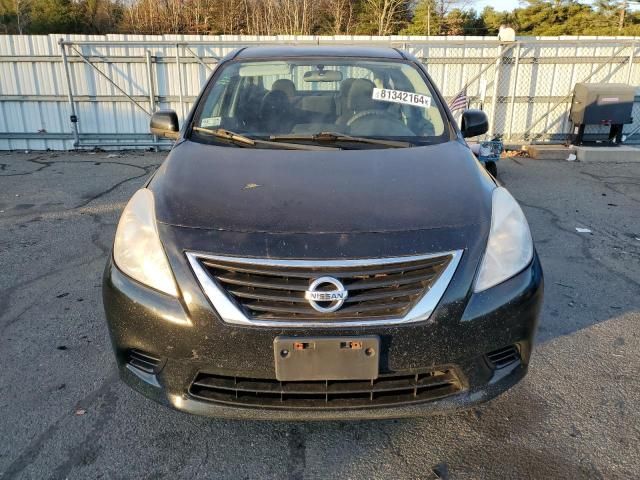 2013 Nissan Versa S