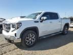 2024 GMC Sierra K1500 slt