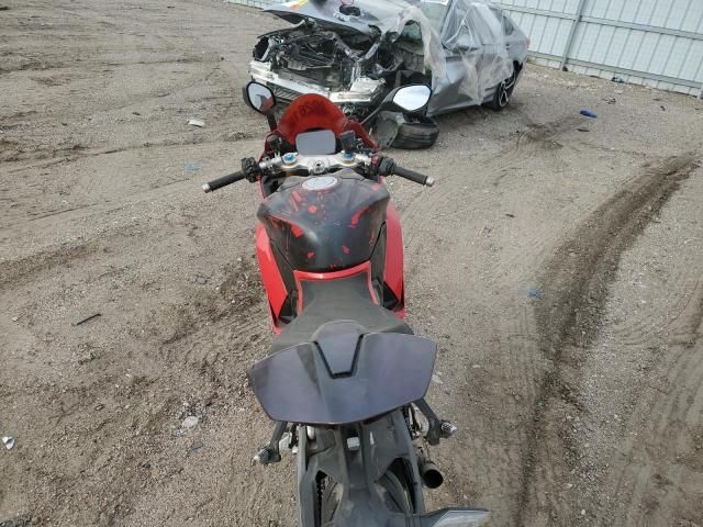 2025 Ducati Panigale V2