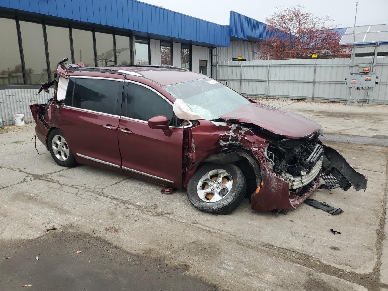 2017 Chrysler Pacifica Touring l Plus