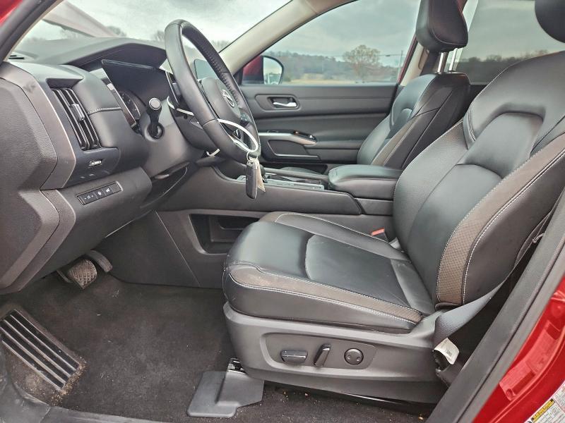 2024 Nissan Pathfinder sl