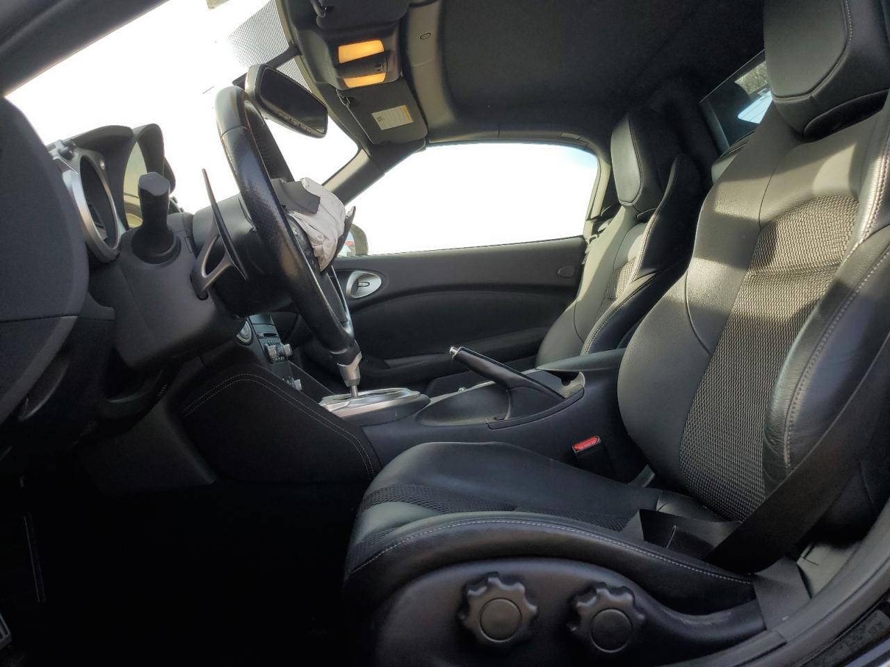 2019 Nissan 370z Base