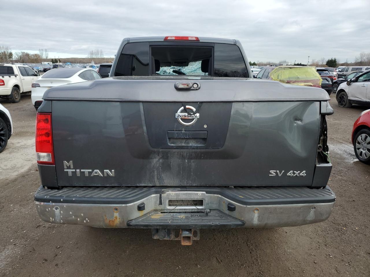 2012 Niss Titan sv