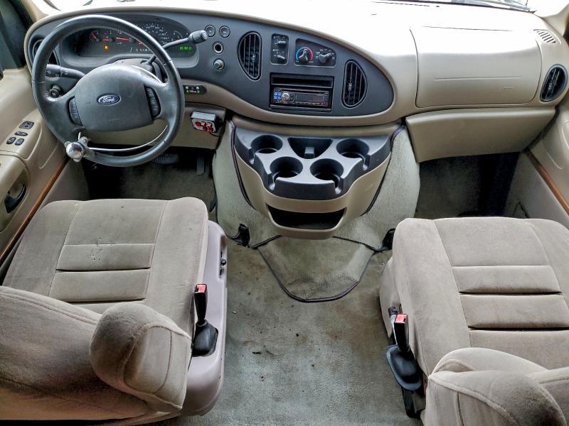 2008 Ford Econoline E250 van