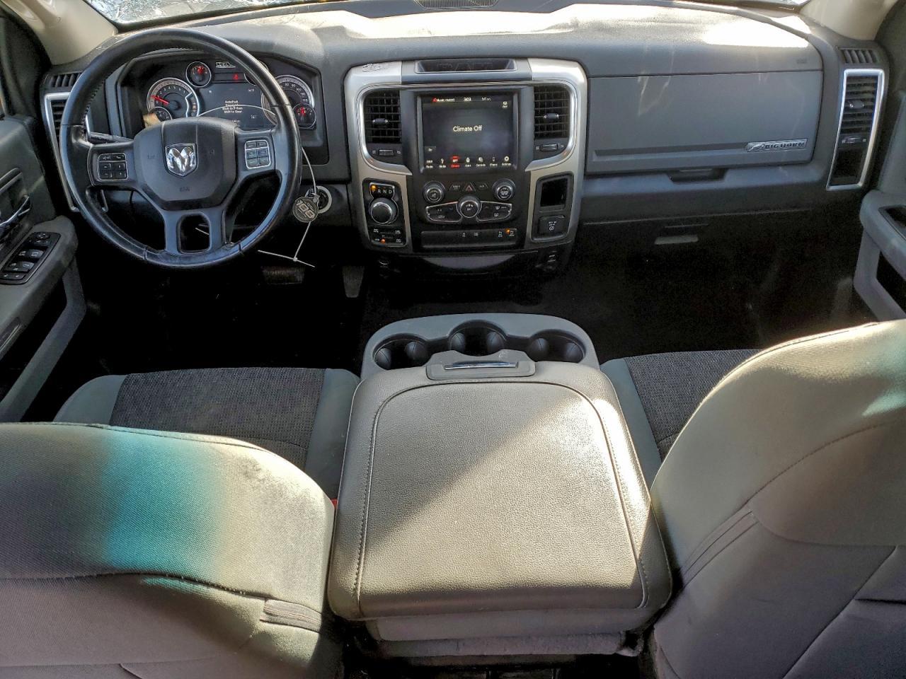 2018 Dodge Ram 1500 slt