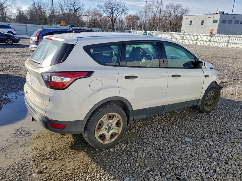 2018 Ford Escape s
