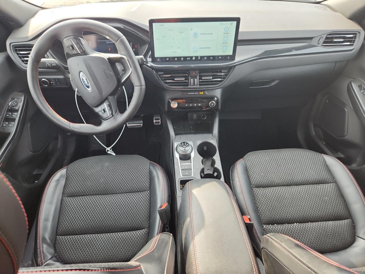 2024 Ford Escape st Line