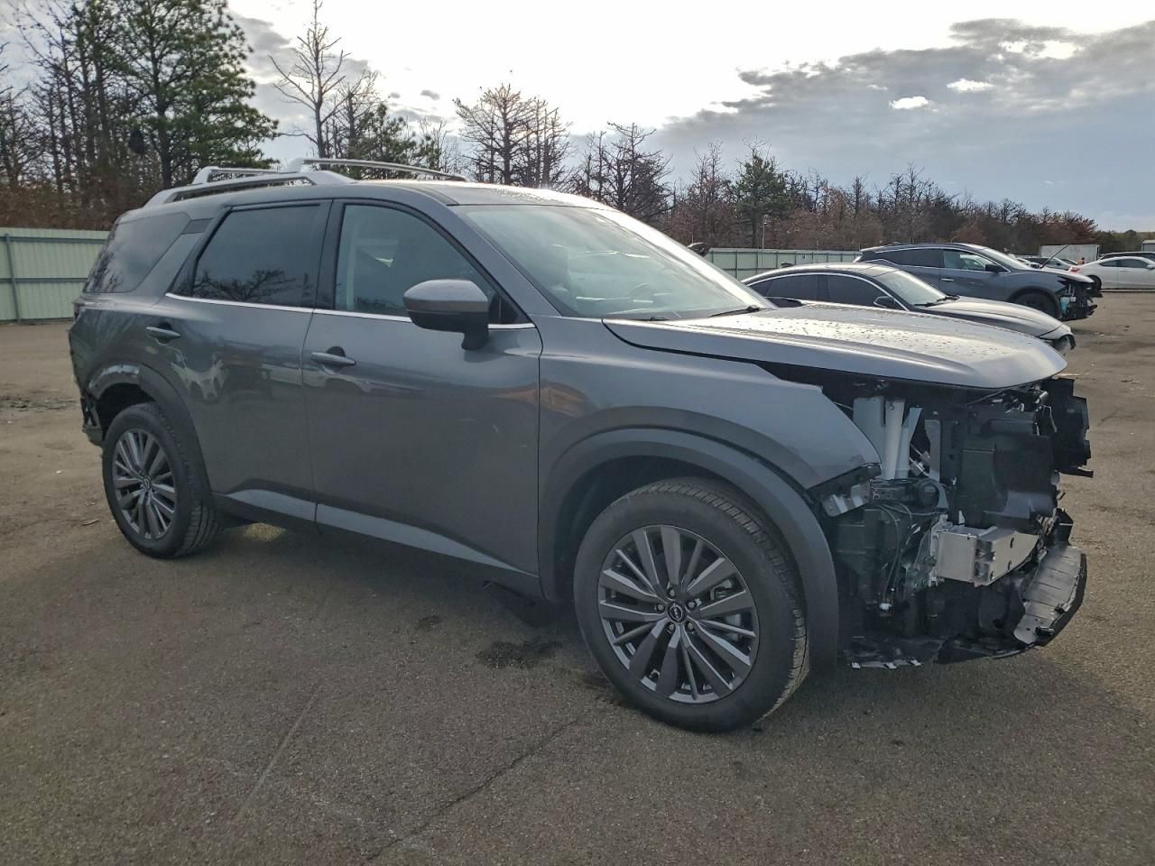 2025 Nissan Pathfinder sl