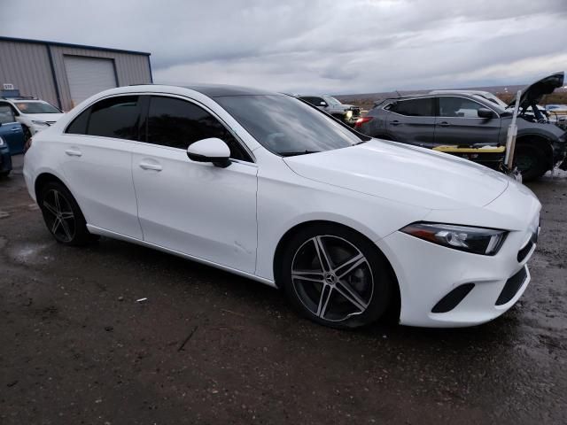 2021 Mercedes-Benz A 220