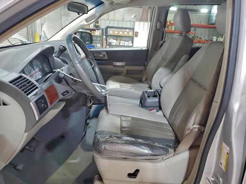 2008 Chrysler Town & Country Touring