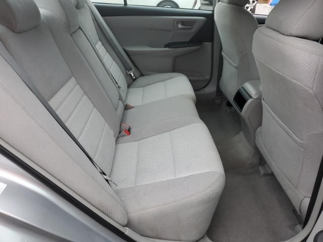 2015 Toyota Camry le