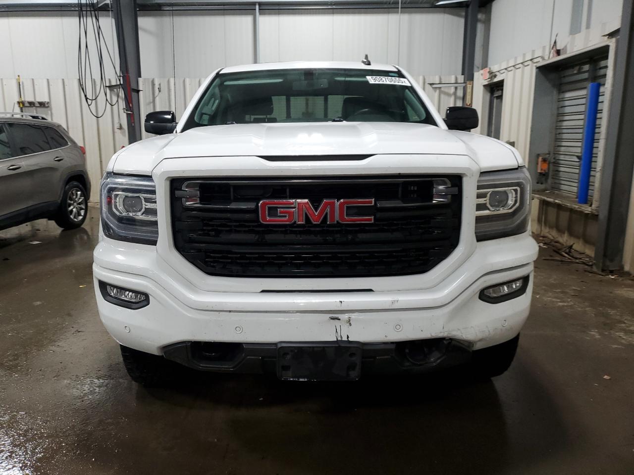 2017 GMC Sierra K1500 slt