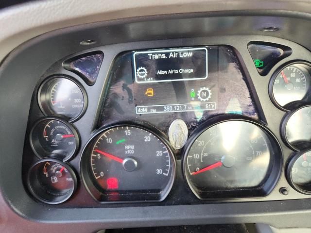 2020 Peterbilt Tractor 2020 Peterbilt 579 Semi Truck