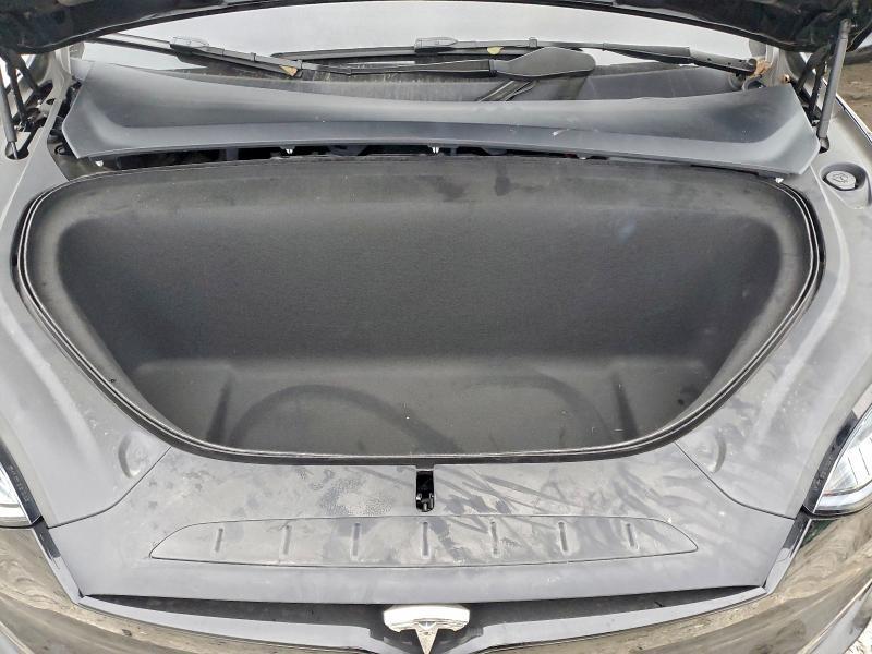 2024 Tesla Model x
