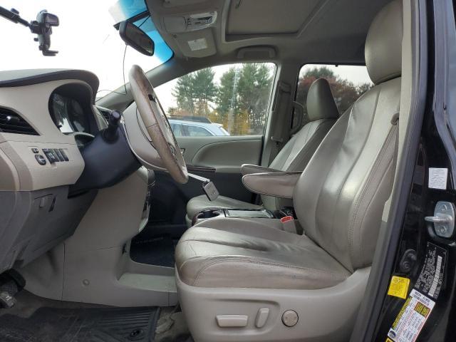 2013 Toyota Sienna xle
