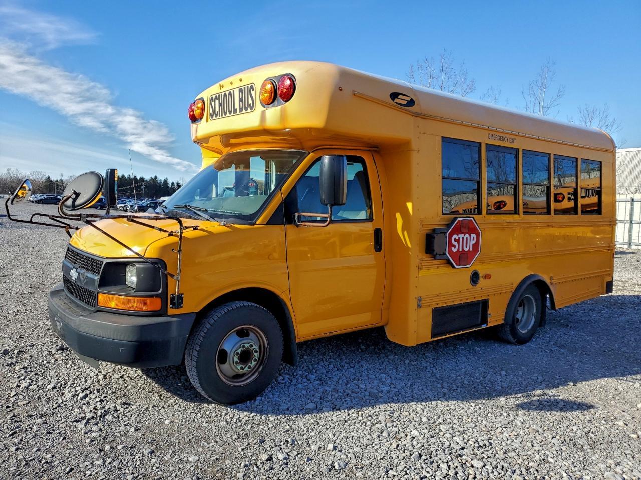 2016 Chev Rolet Express School Bus