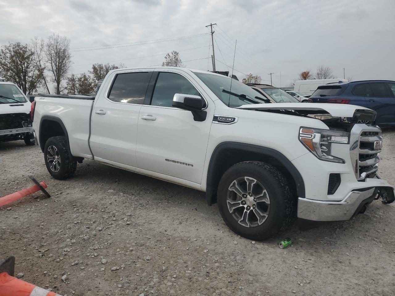 2020 GMC Sierra K1500 sle
