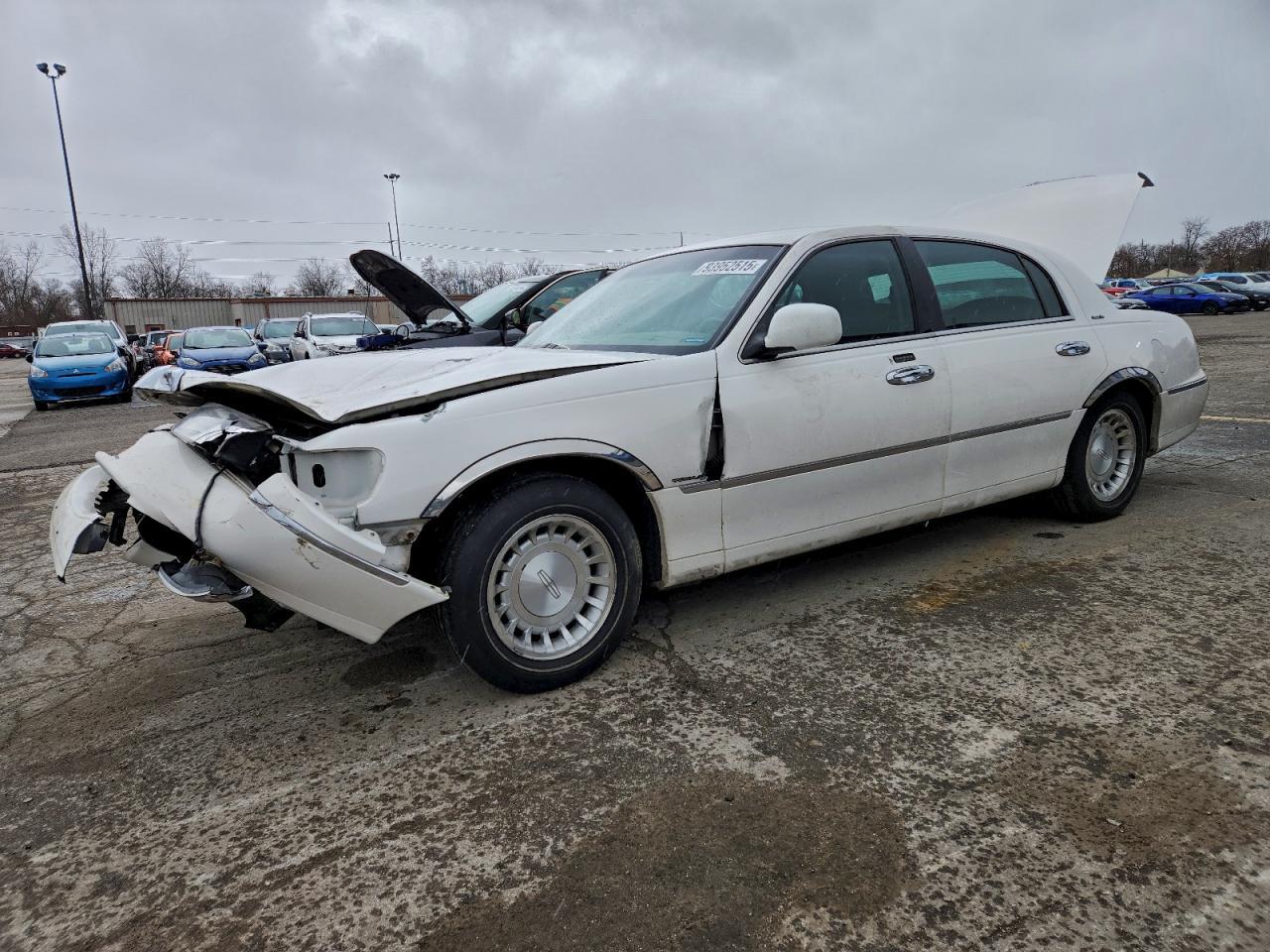2000 Lincoln Town car Executive