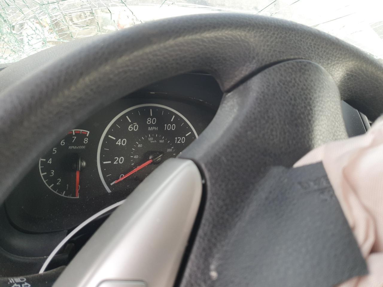 2017 Niss Versa 1.6 s Plus