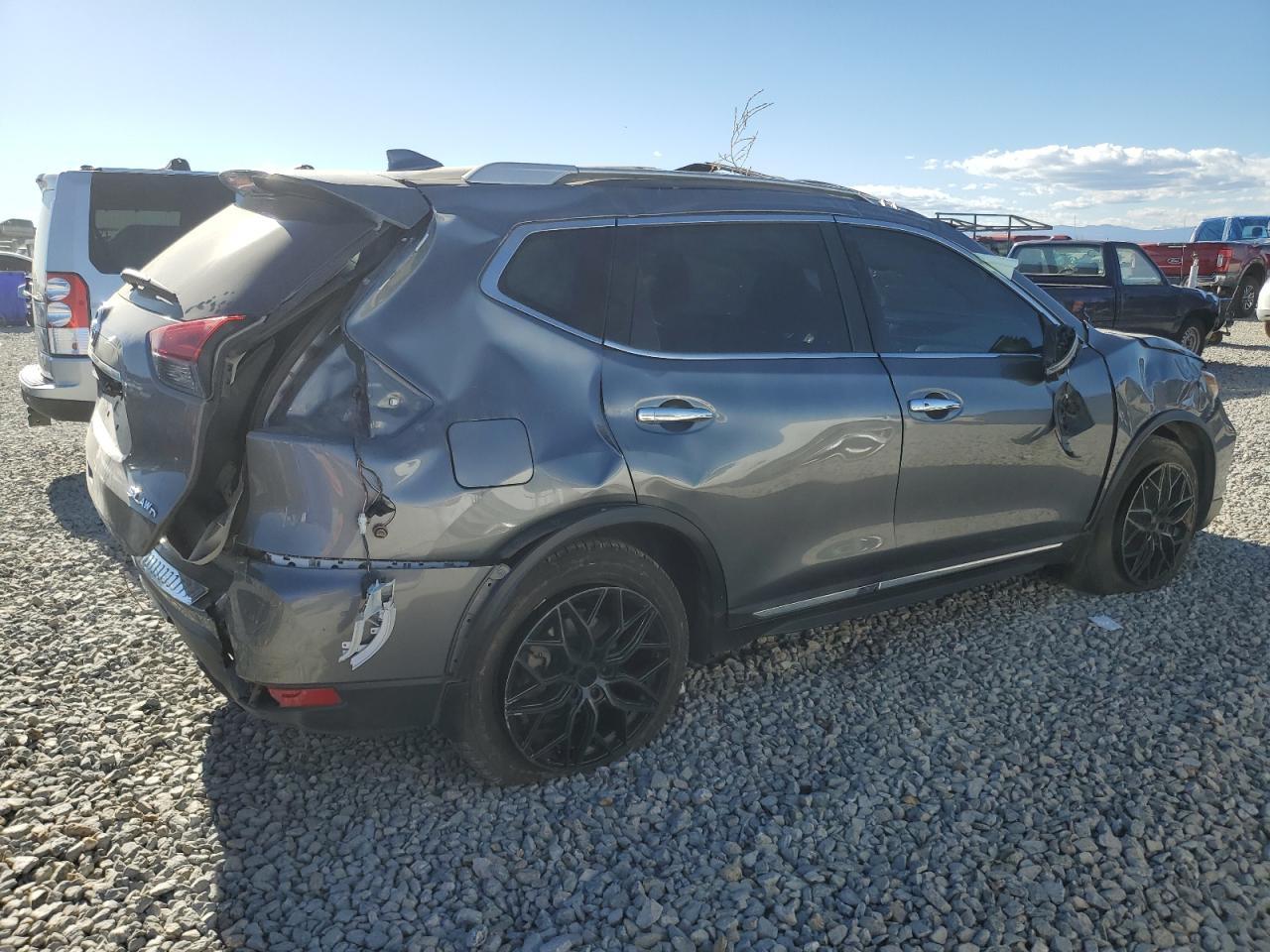 2020 Niss Rogue
