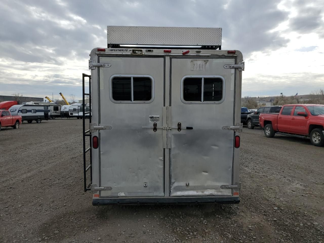 1997 Featherlite Mfg Inc 1997 Featherlite Horse Trai